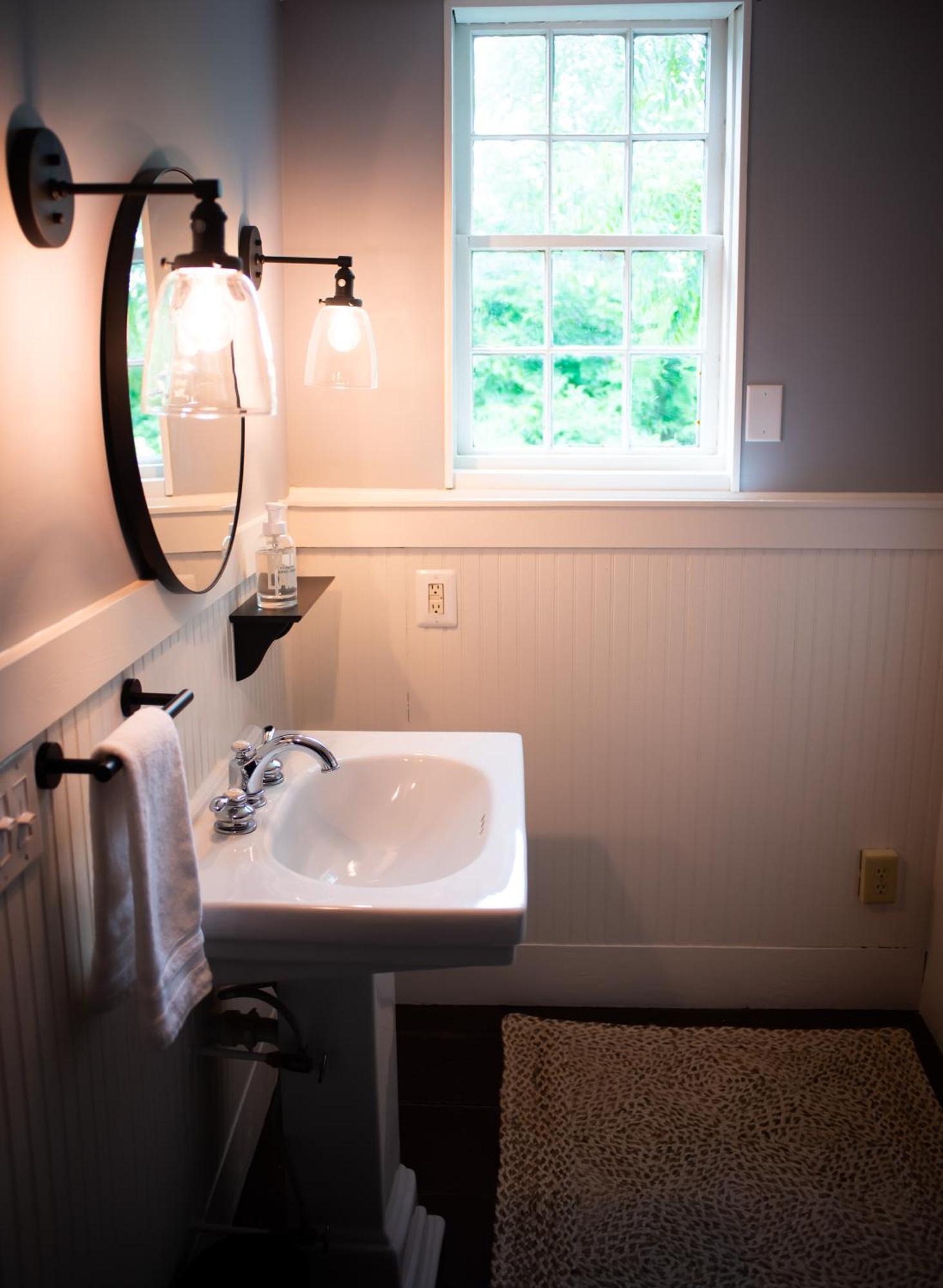 Black Walnut Bed And Breakfast Interlaken Room photo